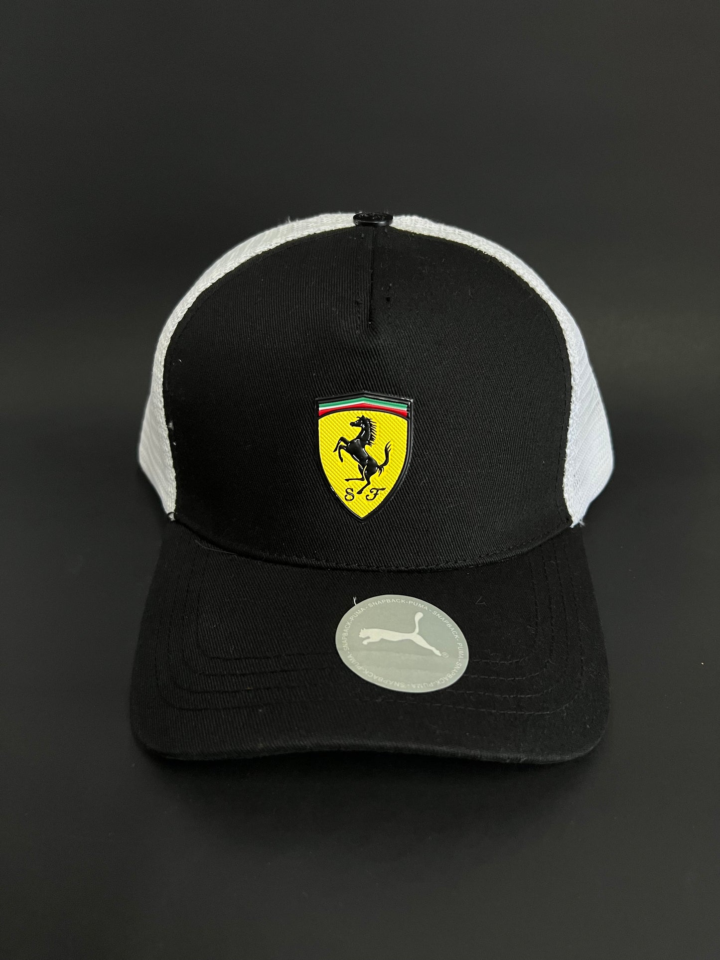 Gorra Ferrari