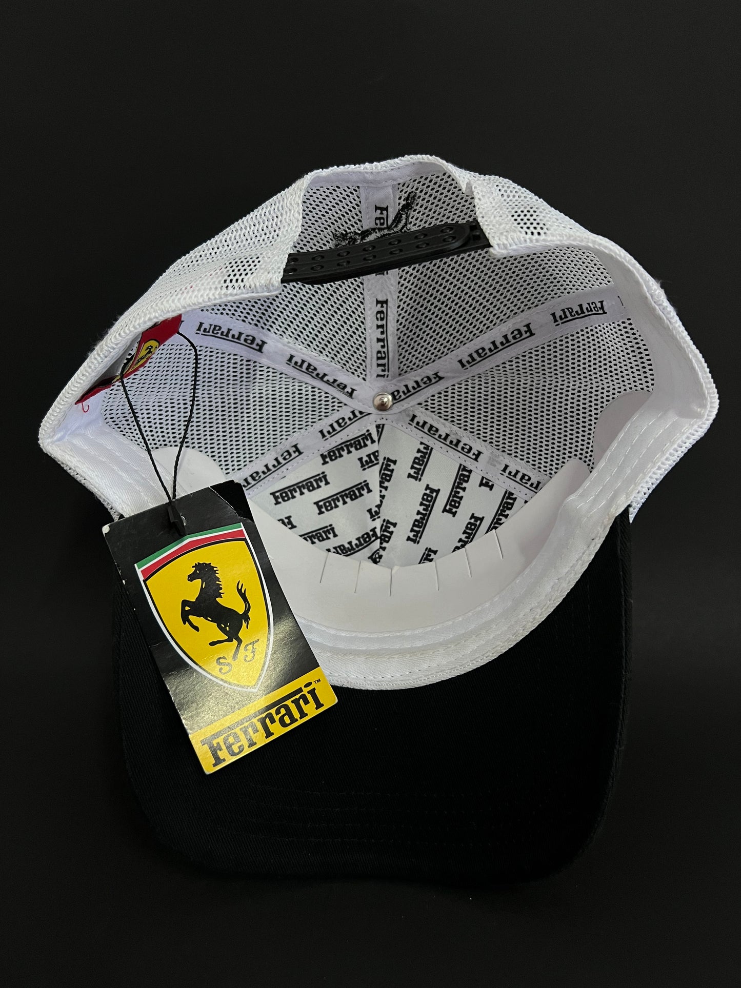 Gorra Ferrari